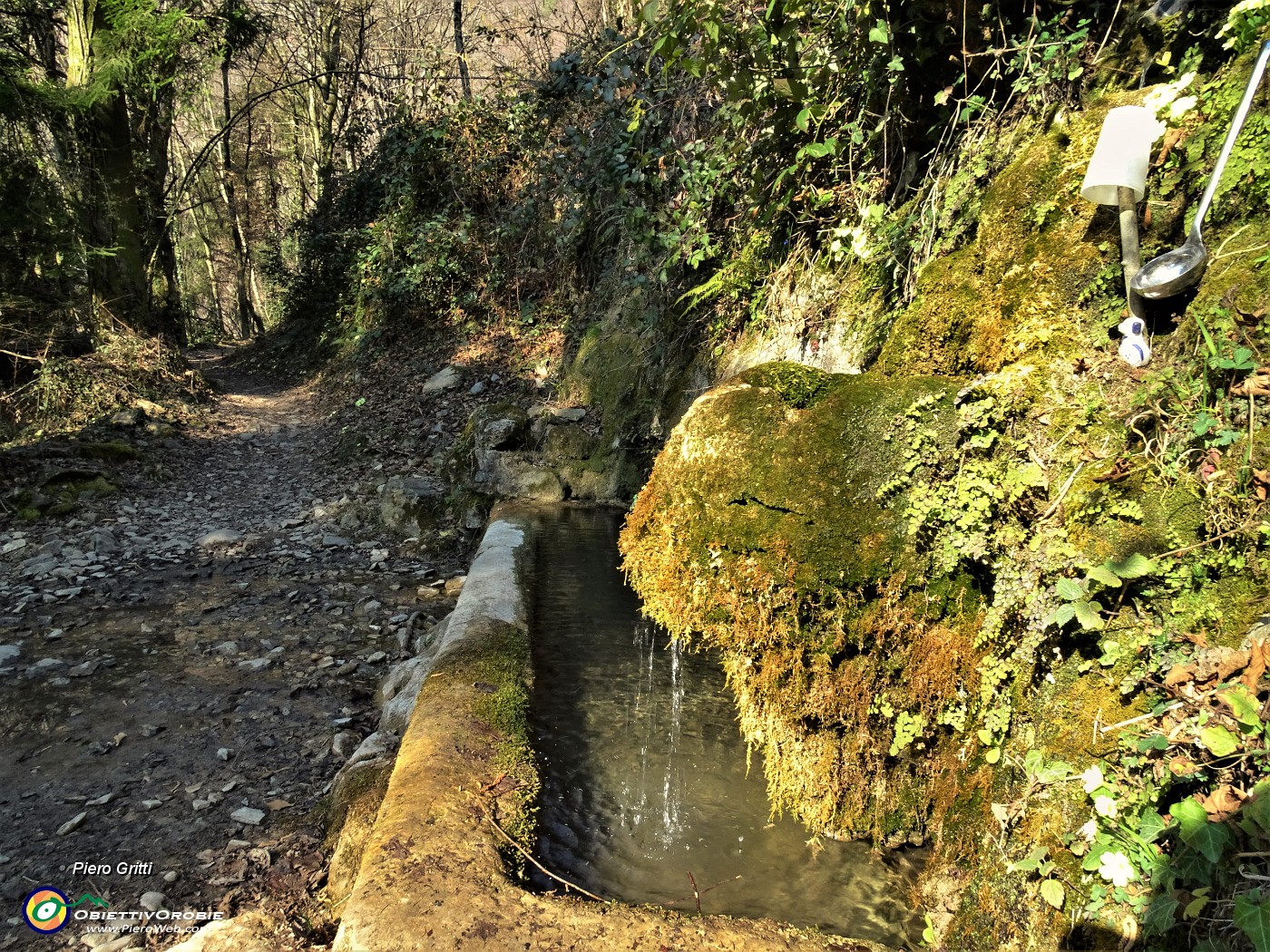 21 Sorgente di acqua fresca potabile.JPG